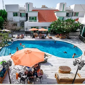 al-khalidiah-resort.sharjah-hotels.com/
